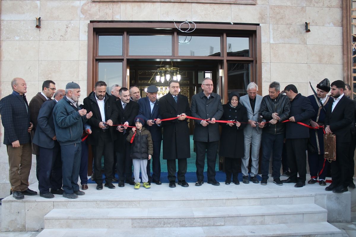 Kütahya'da Sultan Alaaddin Camisi ibadete açıldı