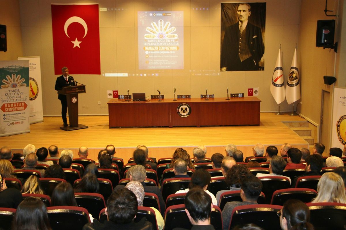Kütahya DPÜ'de "Tarih, Kültür ve Toplum Boyutları ile Ramazan Sempozyumu" yapıldı