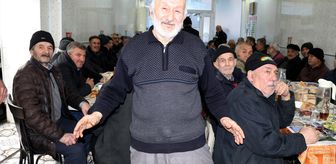 Kütahyalı lokantacı 51 yıldır ramazanda her gün 120 kişilik iftar sofrası kuruyor