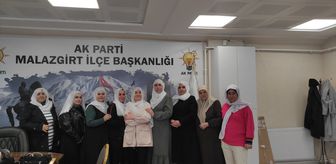 Malazgirt'te kadınlardan Mihalgazi Belediye Başkanı Güneş'e destek