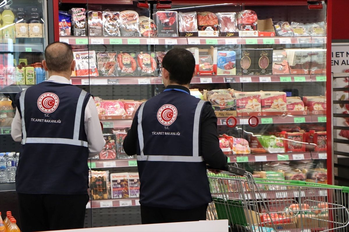 Manisa'da Ramazan Bayramı öncesi fahiş fiyat artışlarına karşı denetim yapıldı