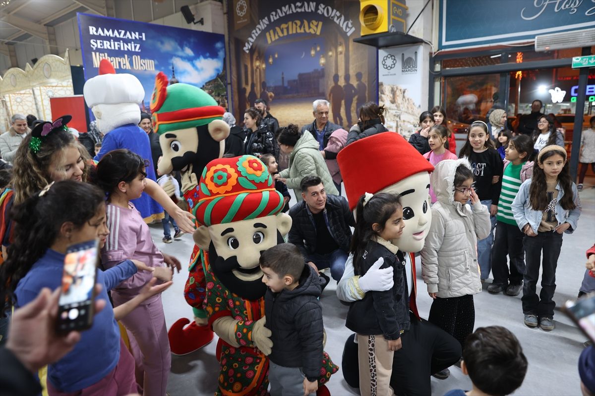 Mardin'de 'Ramazan Sokağı' vatandaşları ağırlamaya başladı