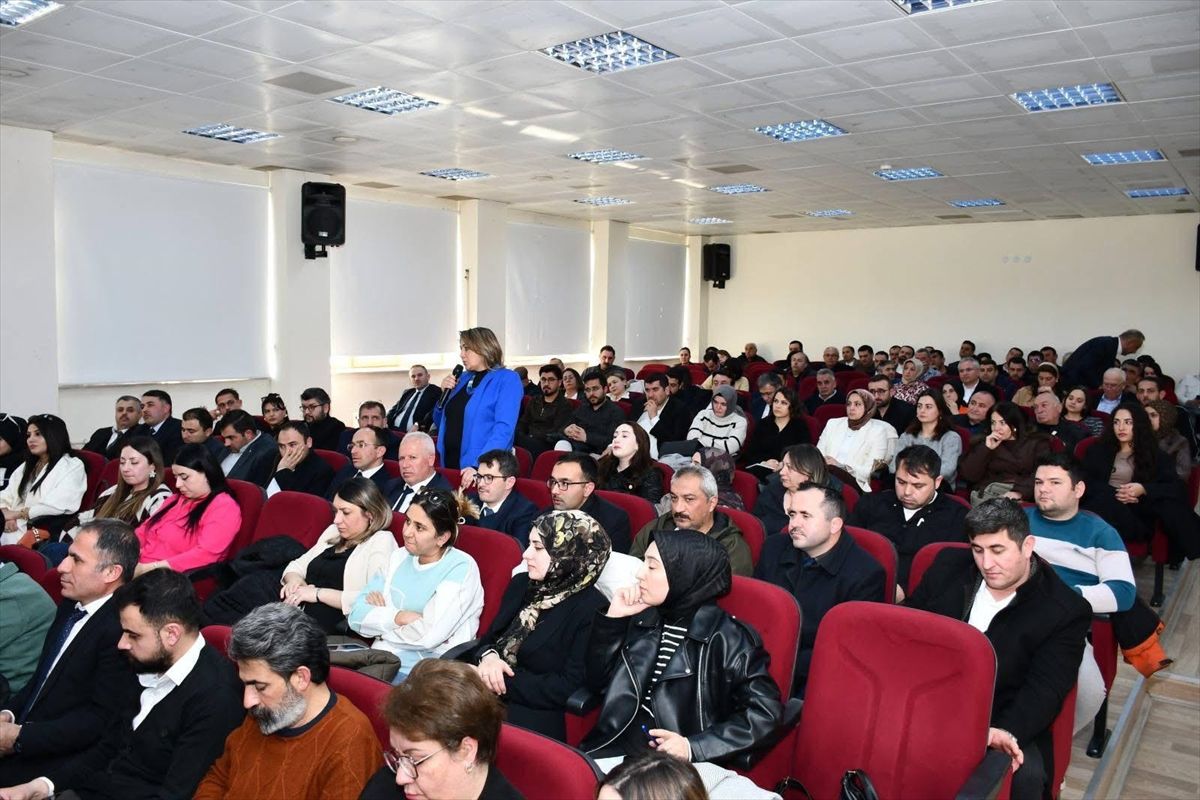 MEB Genel Müdürü Güner, Çorum'da özel eğitim kurumlarının temsilcileriyle buluştu