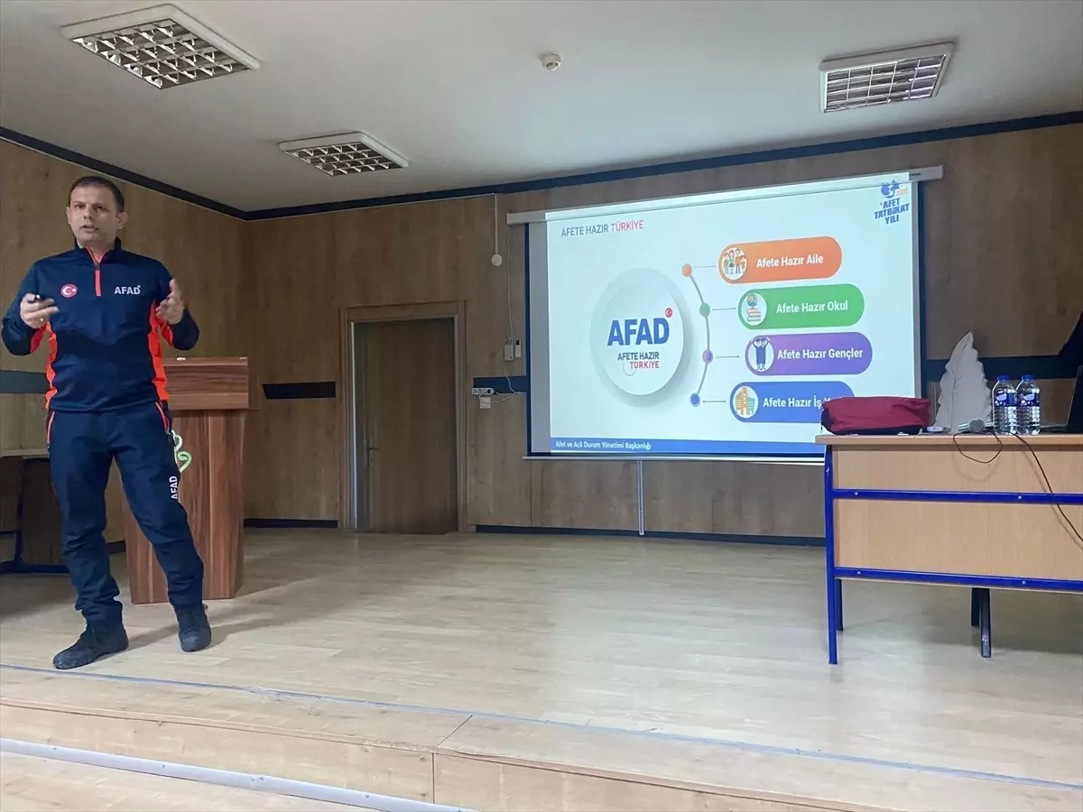 Mecitözü'nde afet farkındalığı eğitimi yapıldı