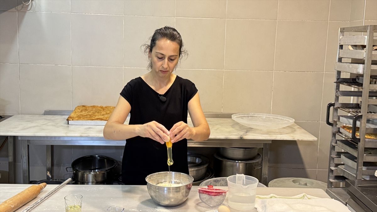 MEMLEKET SOFRASI - Laz böreği