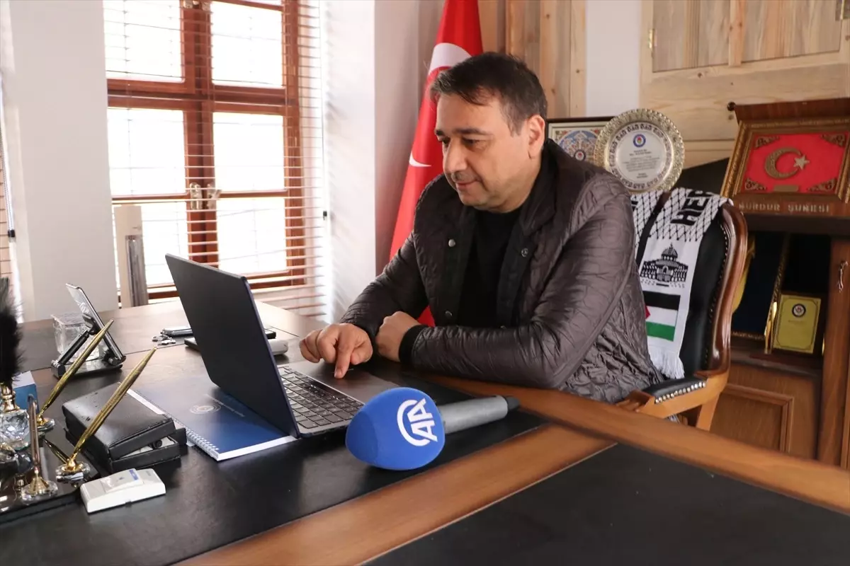 Memur-Sen Kilis Şube Başkanı Şen, AA'nın "Yılın Kareleri" oylamasına katıldı