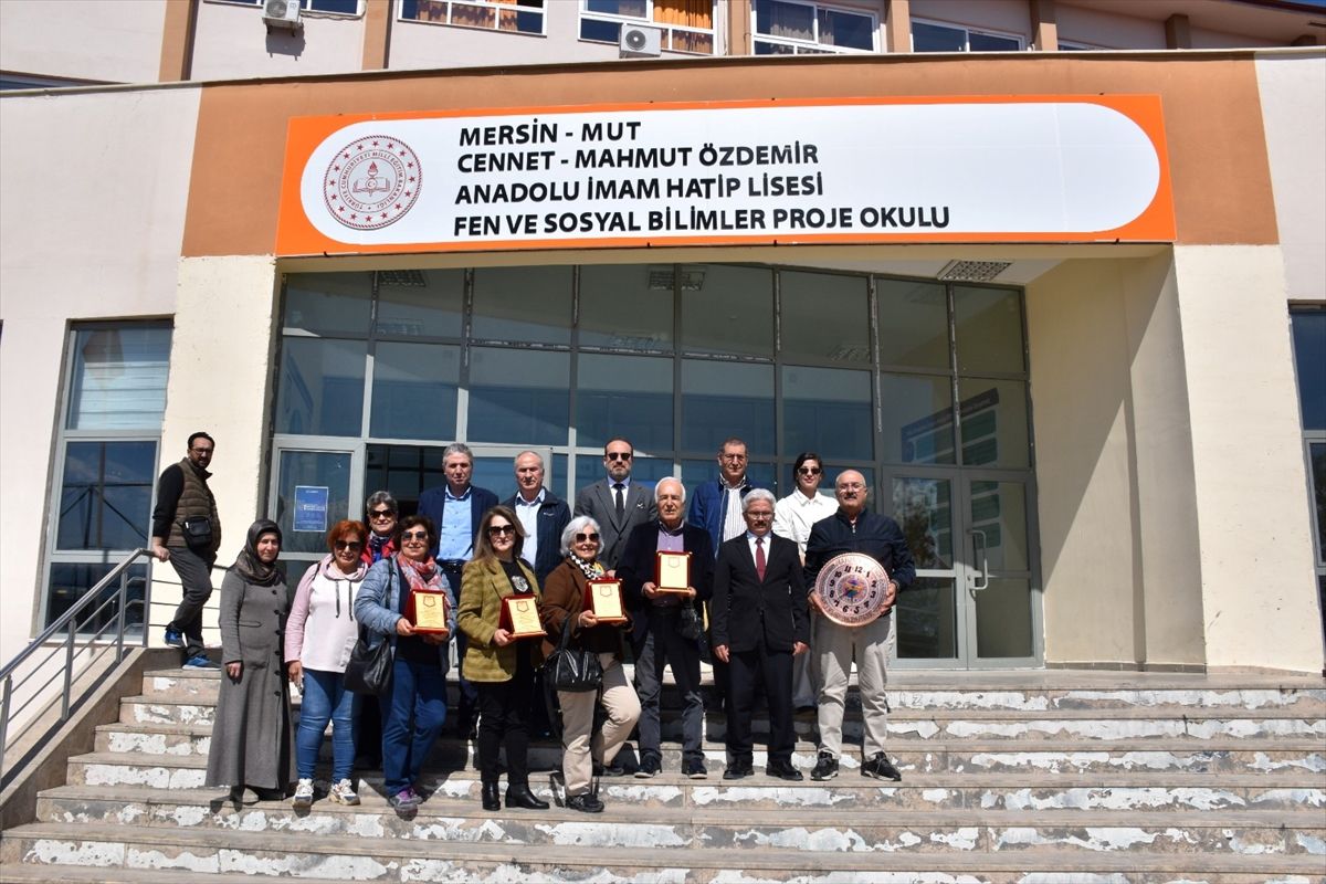 Mersin'de arazilerini bağışlayan ailenin adı okula verildi