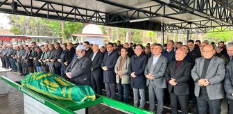 Mersin'de kalp krizinden ölen eski futbolcu Hakan Turgut'un cenazesi defnedildi