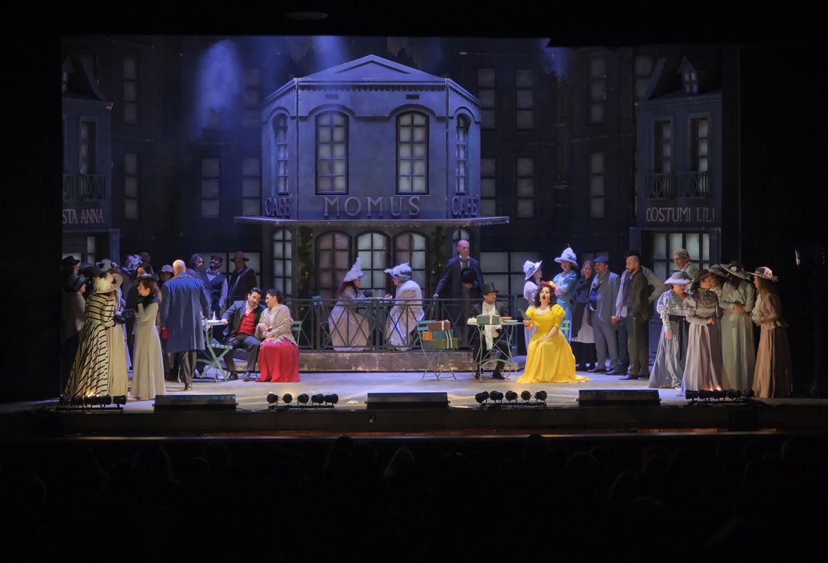 Mersin Devlet Opera ve Balesi 'La Boheme' operasını sahneledi