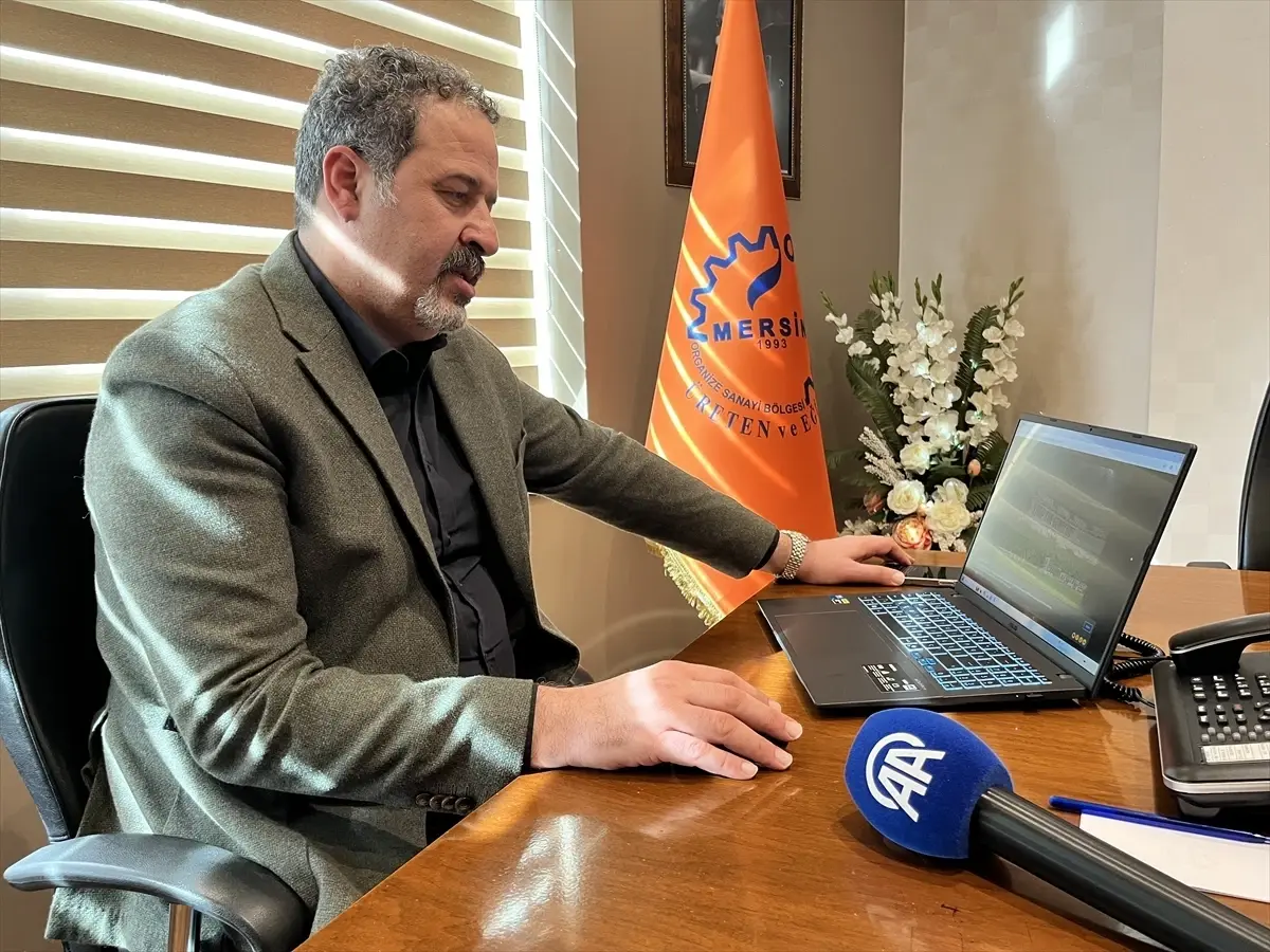 Mersin Organize Sanayi Bölge Müdürü Halil Yılmaz, AA'nın 'Yılın Kareleri' oylamasına katıldı