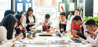 Meslek lisesi öğrencileri, geleneksel ve çağdaş tasarımı buluşturan koleksiyonla uluslararası ayakkabı fuarına katıldı