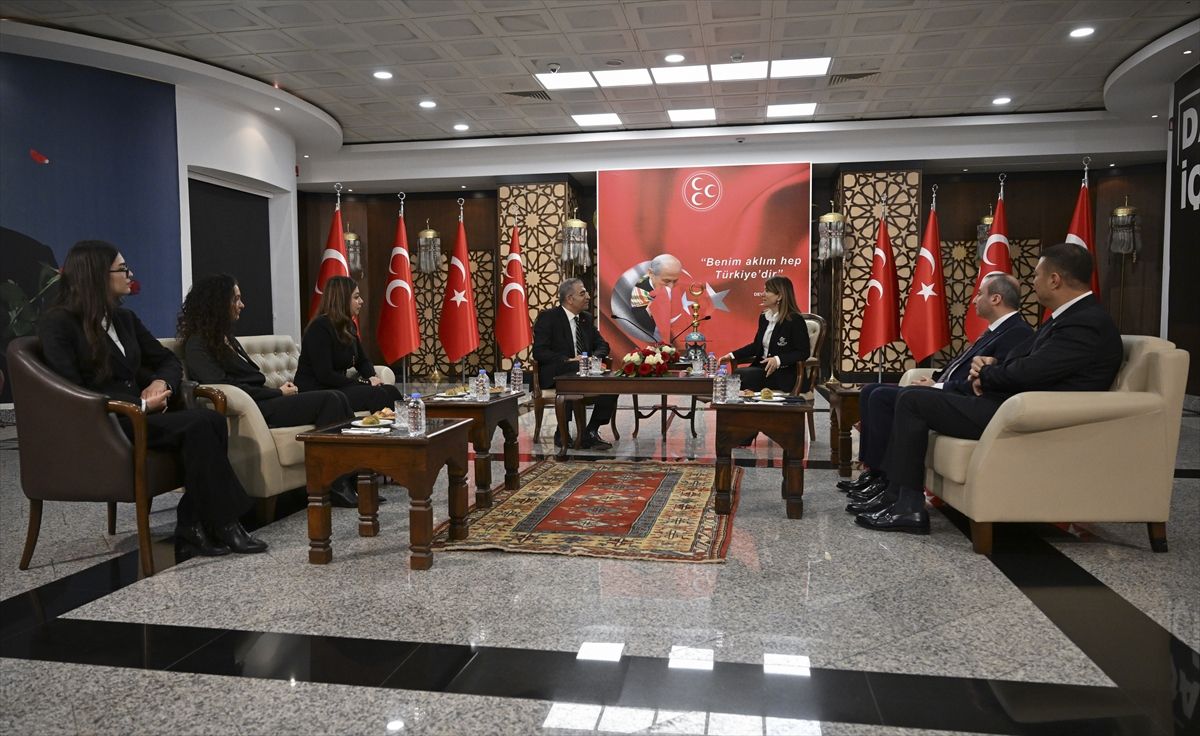 MHP, CHP ve Gelecek Partisi ile bayramlaştı