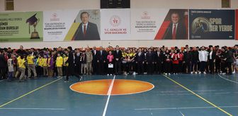 Midyat'ta okul sporları ödül töreni yapıldı