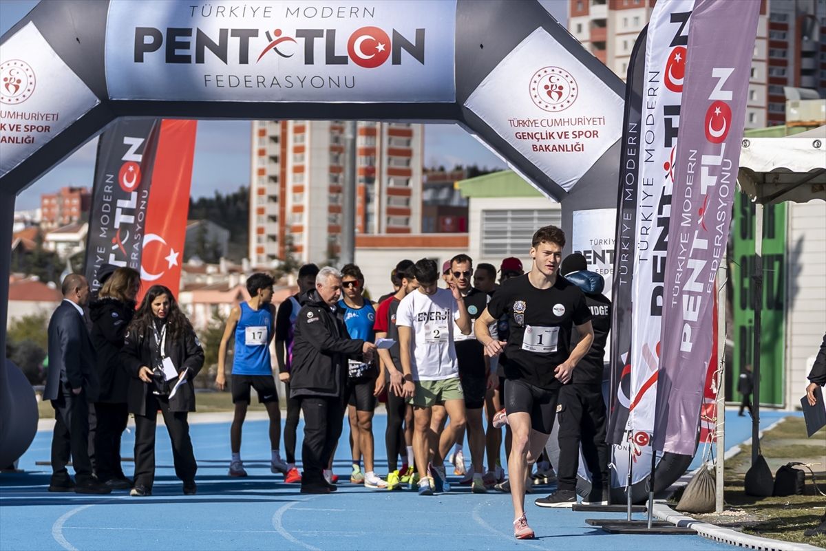 Modern pentatlonda Olimpik Ulusal Sıralama 3 ve Yeşilay Türkiye Şampiyonası, Ankara'da yapıldı