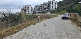 Mudanya'da yağış nedeniyle yolda kaymalar görüldü