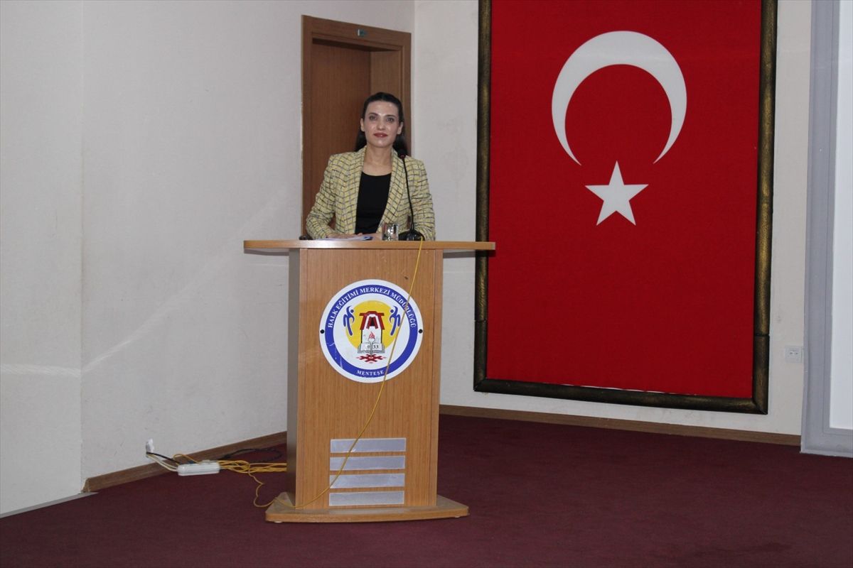 Muğla'da lise öğrencileri dolandırıcılık olaylarına karşı bilgilendirildi