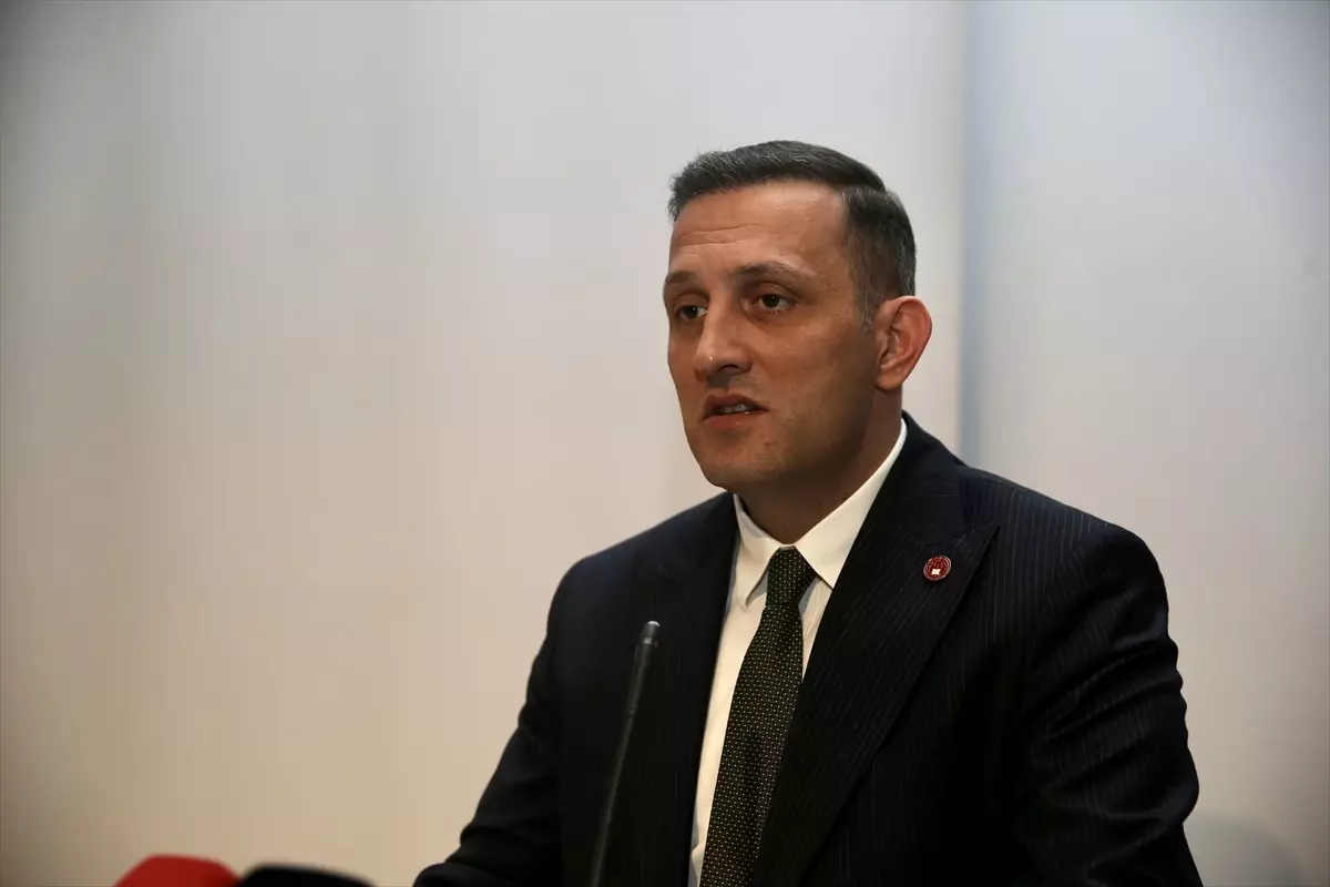 Muğla'da üniversite öğrencileri dolandırıcılık olaylarına karşı bilgilendirildi