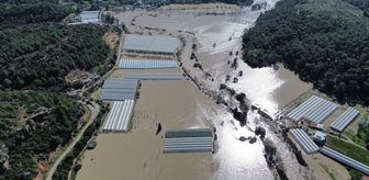 Muğla ile Antalya'da su basan seralar havadan görüntülendi