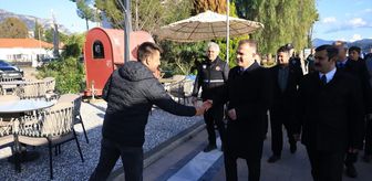 Muğla Valisi Akbıyık, Köyceğiz'de yağışlardan zarar gören esnafı ziyaret etti