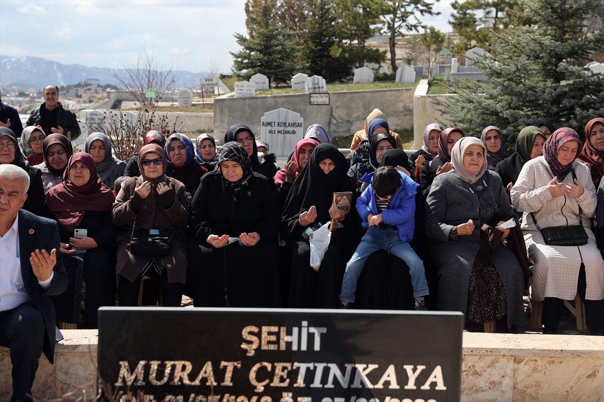Muhsin Yazıcıoğlu ve beraberindekiler, vefatlarının 17. yılında Sivas'ta anıldı