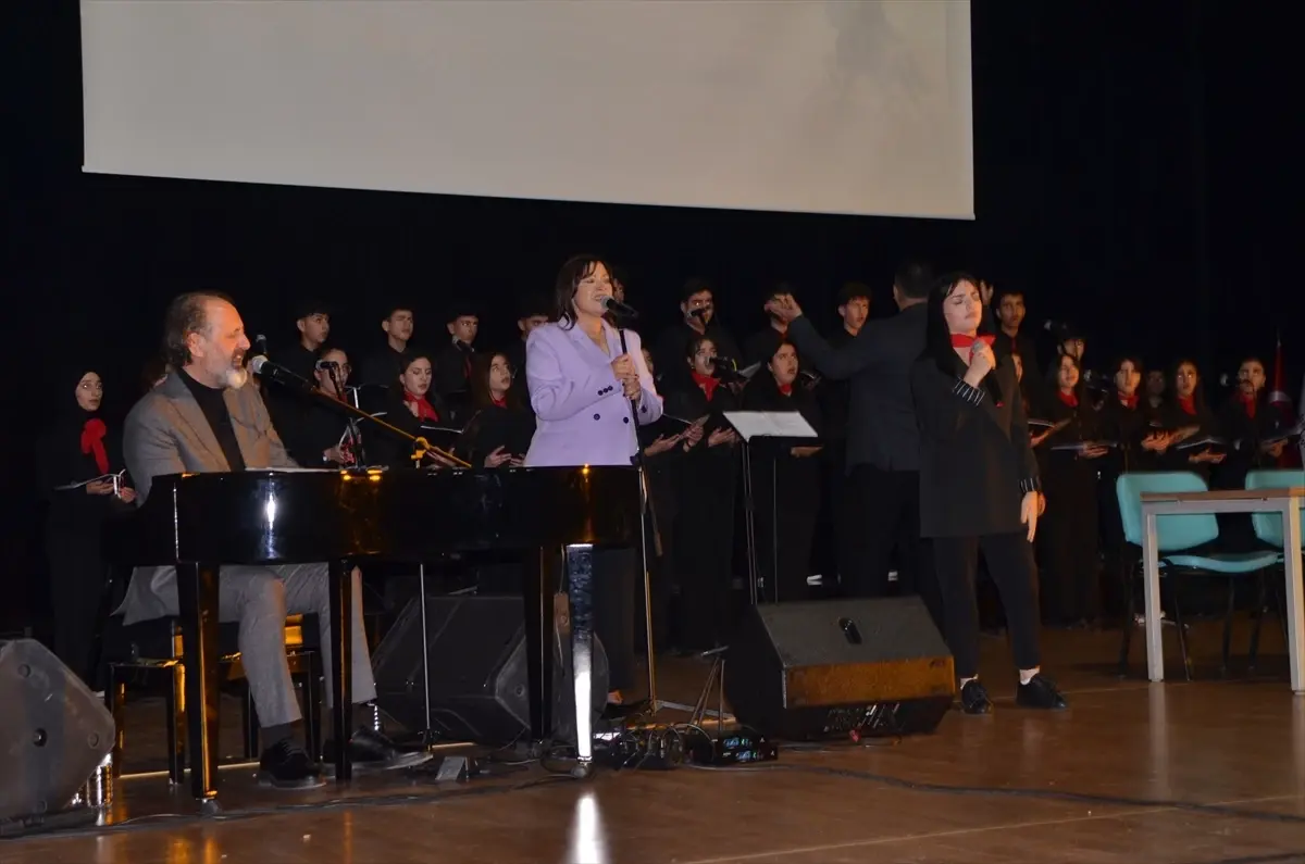 Muş'ta Sanat Etkinliği Düzenlendi