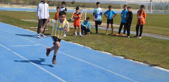 Muş'ta okul sporları kapsamında yarışmalar yapıldı
