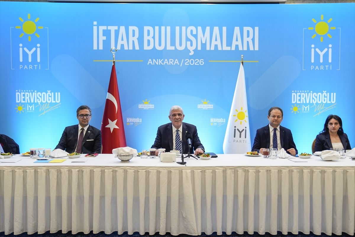 Müsavat Dervişoğlu, partisinin iftar programında gazetecilerin sorularını yanıtladı Açıklaması