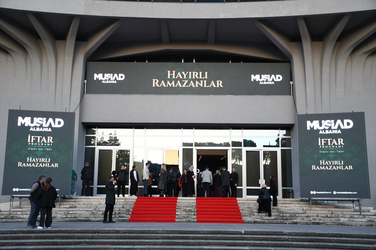 MÜSİAD Arnavutluk'ta İftar Programı Düzenledi
