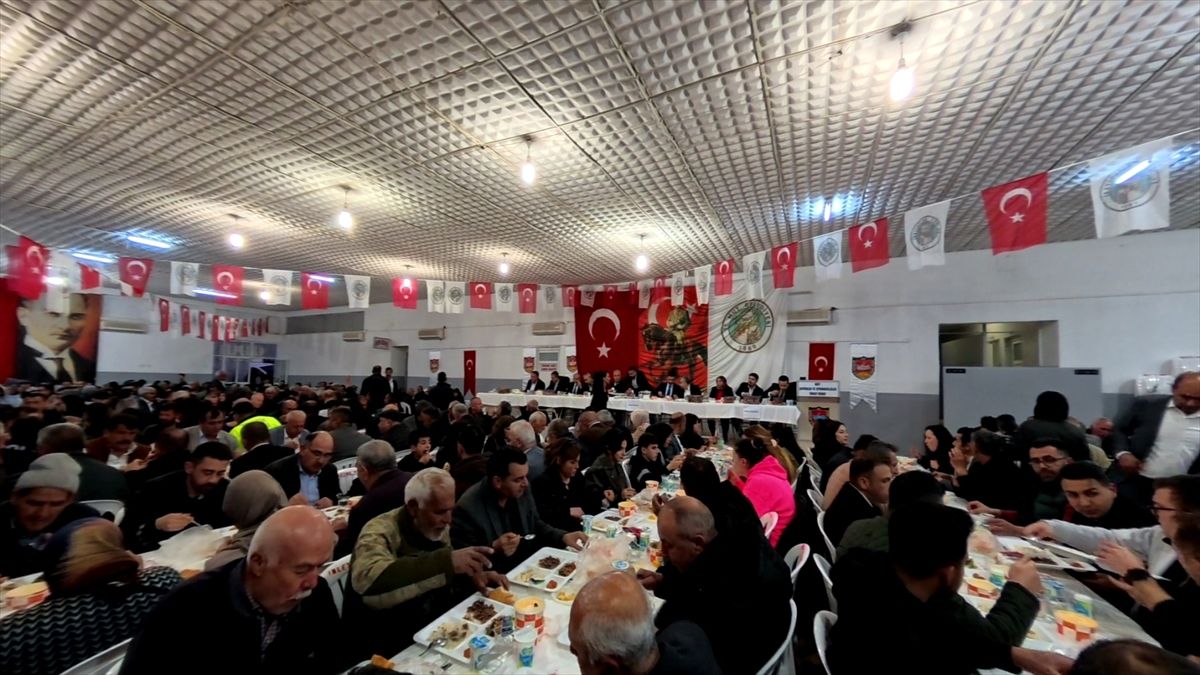 Mut Şoförler ve Otomobilciler Esnaf Odasından iftar programı