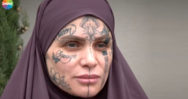 Nazan Ünal'ın dövmelerinin anlamı ne? Didem Arslan'ın programına konuk olan Nazan Ünal'ın kaç tane dövmesi var?