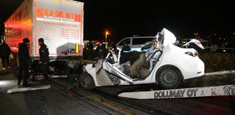 Niğde'de tırla çarpışan otomobilin sürücüsü öldü