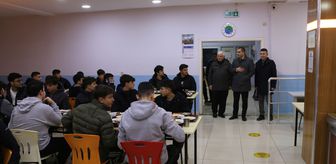Of Kaymakamı Akça, lise öğrencileriyle iftar yaptı