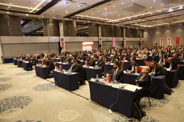 Onur Market 30'uncu Kuruluş Yıl Dönümünü Coşkuyla Kutladı