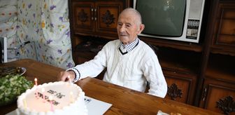 Ordu'da 102 yaşına giren Hüseyin dedeye doğum günü sürprizi