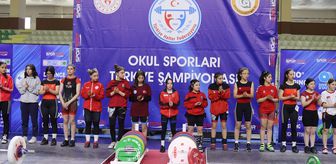 Ordu'da Genç Kızlar A-B Halter Türkiye Birinciliği müsabakaları başladı