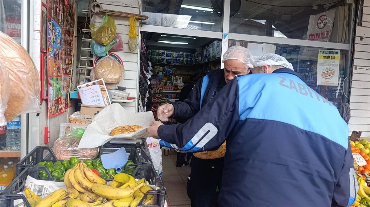 Orhaneli'de zabıta ekipleri fırınları denetledi