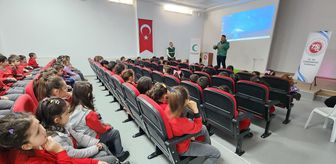 Osmancık'ta öğrencilere Yeşilay ve bağımlılık anlatıldı