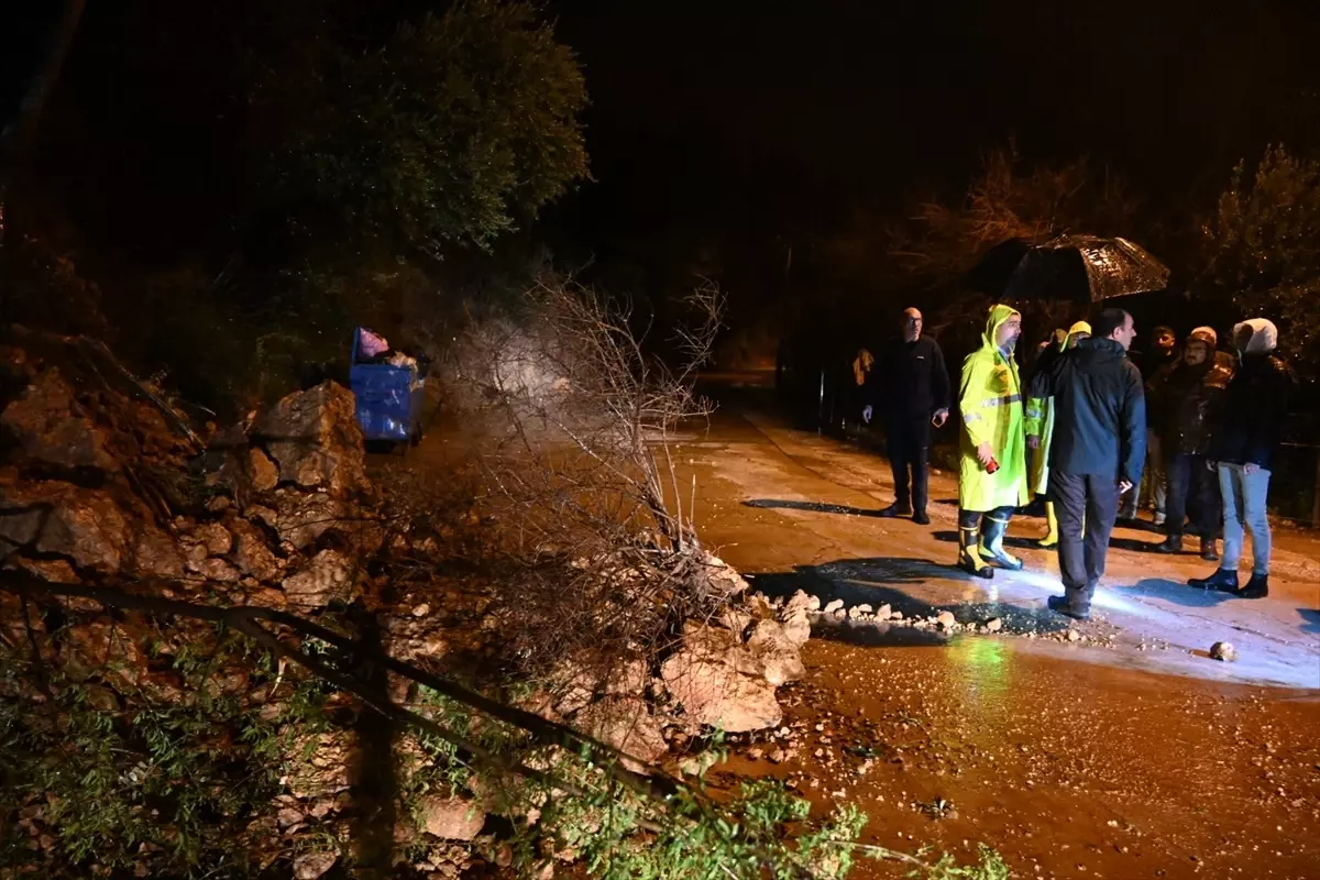 Osmaniye'de sağanak hayatı olumsuz etkiledi