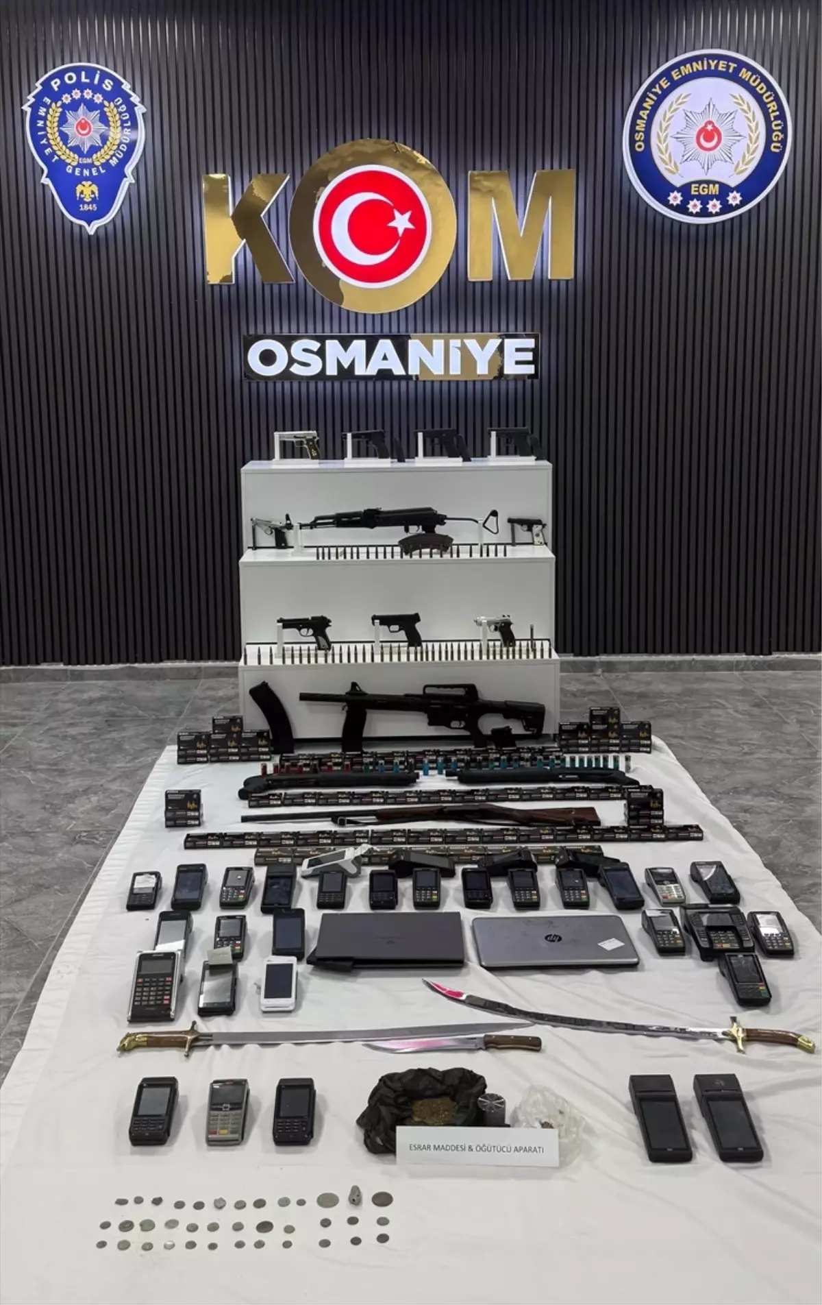 Osmaniye merkezli tefecilik ve silah ticareti operasyonunda yakalanan 15 zanlı tutuklandı