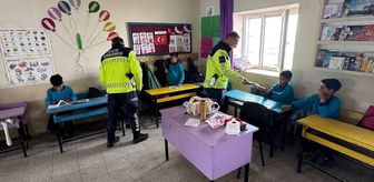 Özalp'te öğrencilere trafik eğitimi verildi