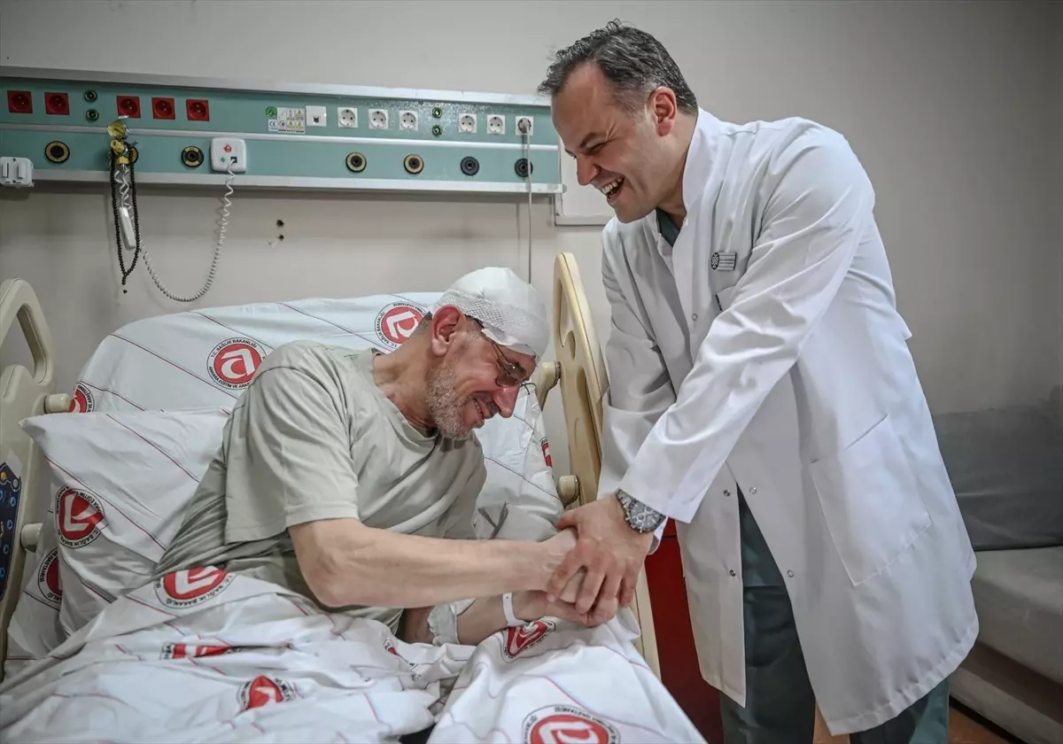 Parkinsonla 10 yıllık mücadelede "beyin pili" umut oldu