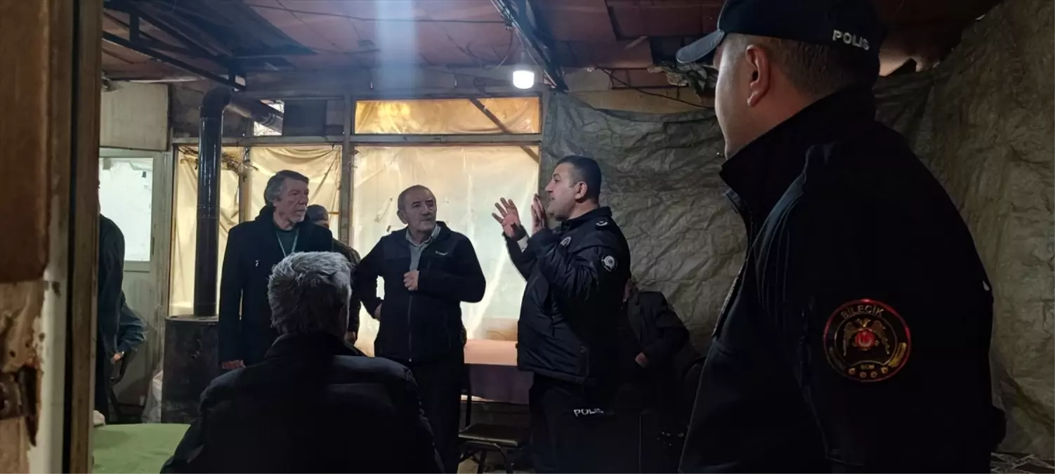 Pazaryeri'nde kahvehane, kafe ve restoranlarda sigara denetimi yapıldı