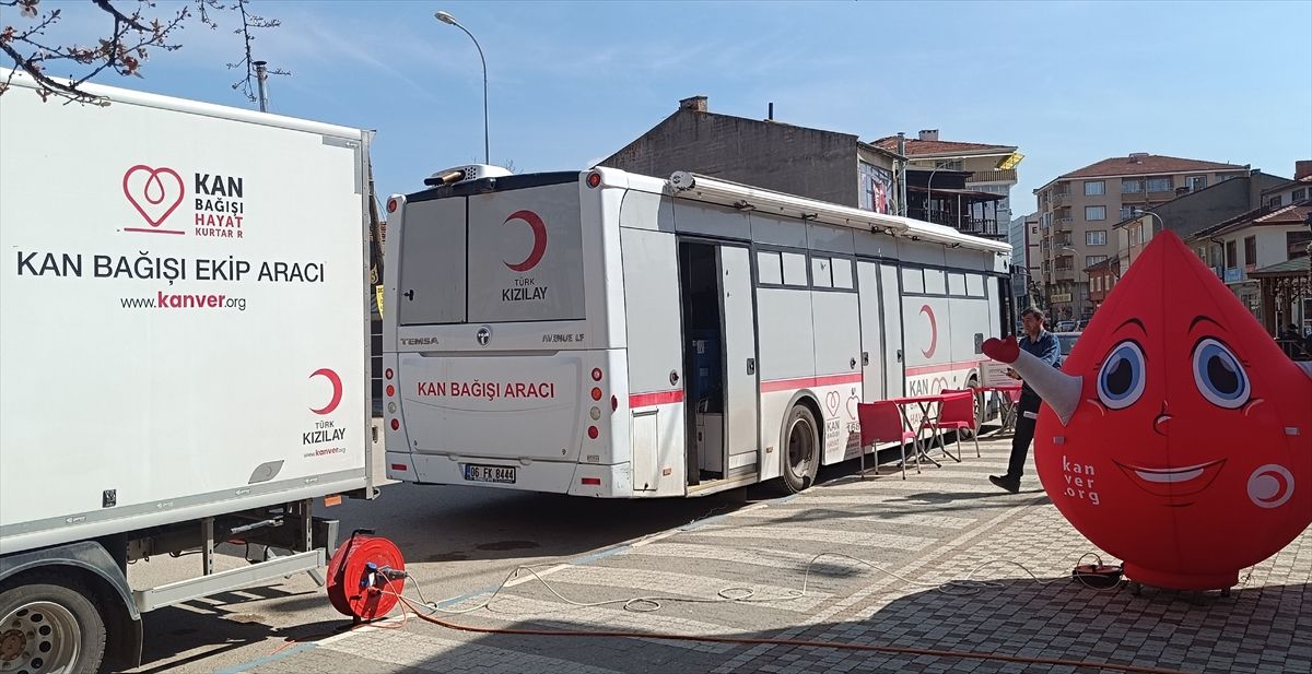 Pazaryeri'nde kan bağışı kampanyası düzenlendi