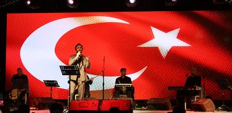 Program yapımcısı, yorumcu Bekir Köse, Edirnelilerle Ramazan Sokağı'nda buluştu