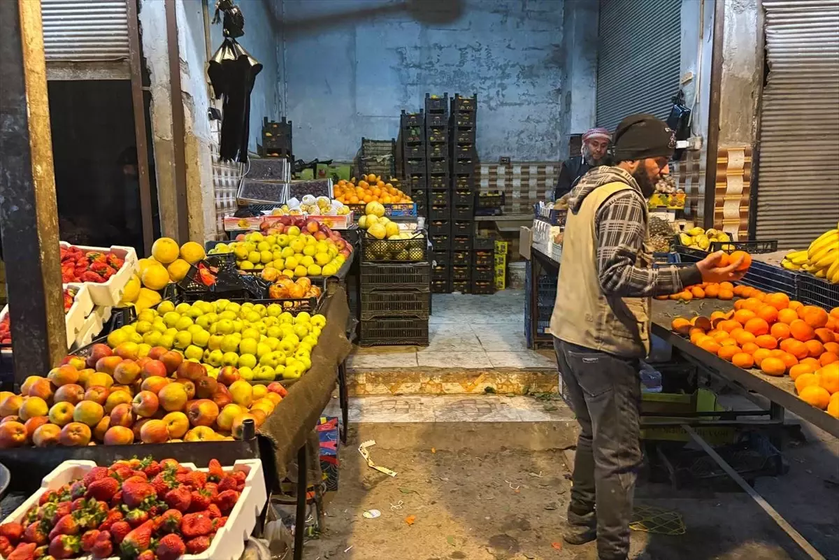 Rakka'da terör örgütü YPG'den kurtuluşun ardından ilk ramazan huzur ve umutla başladı