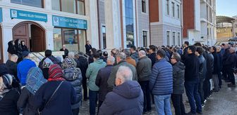 Rize'de 10. kattaki balkondan düşen akademisyenin cenazesi toprağa verildi