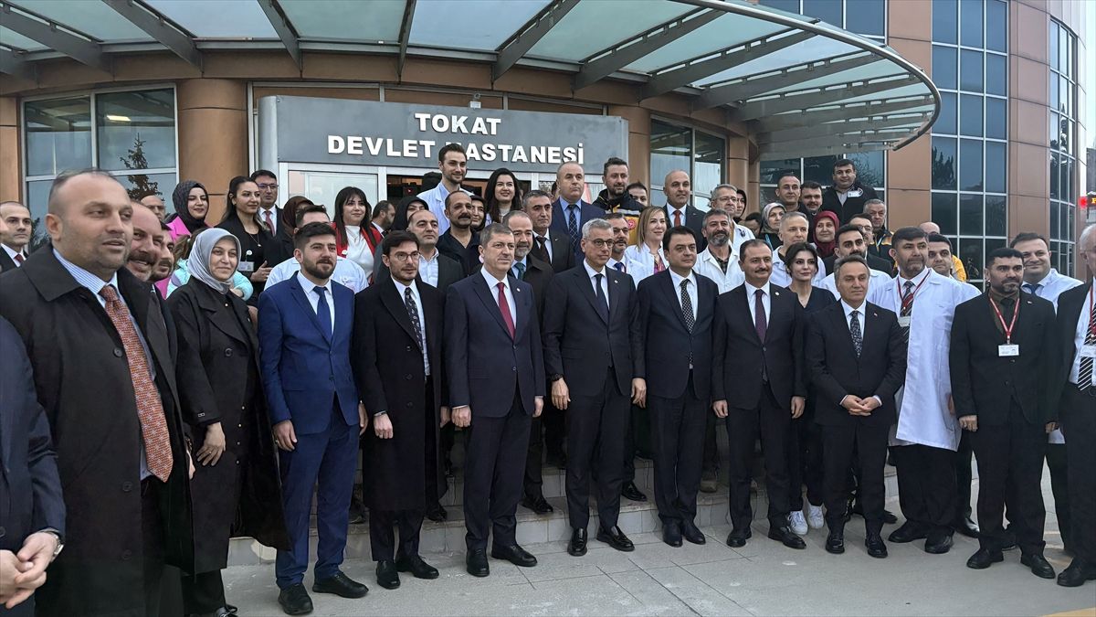 Sağlık Bakanı Memişoğlu Tokat'ta sağlık çalışanlarıyla iftar yaptı