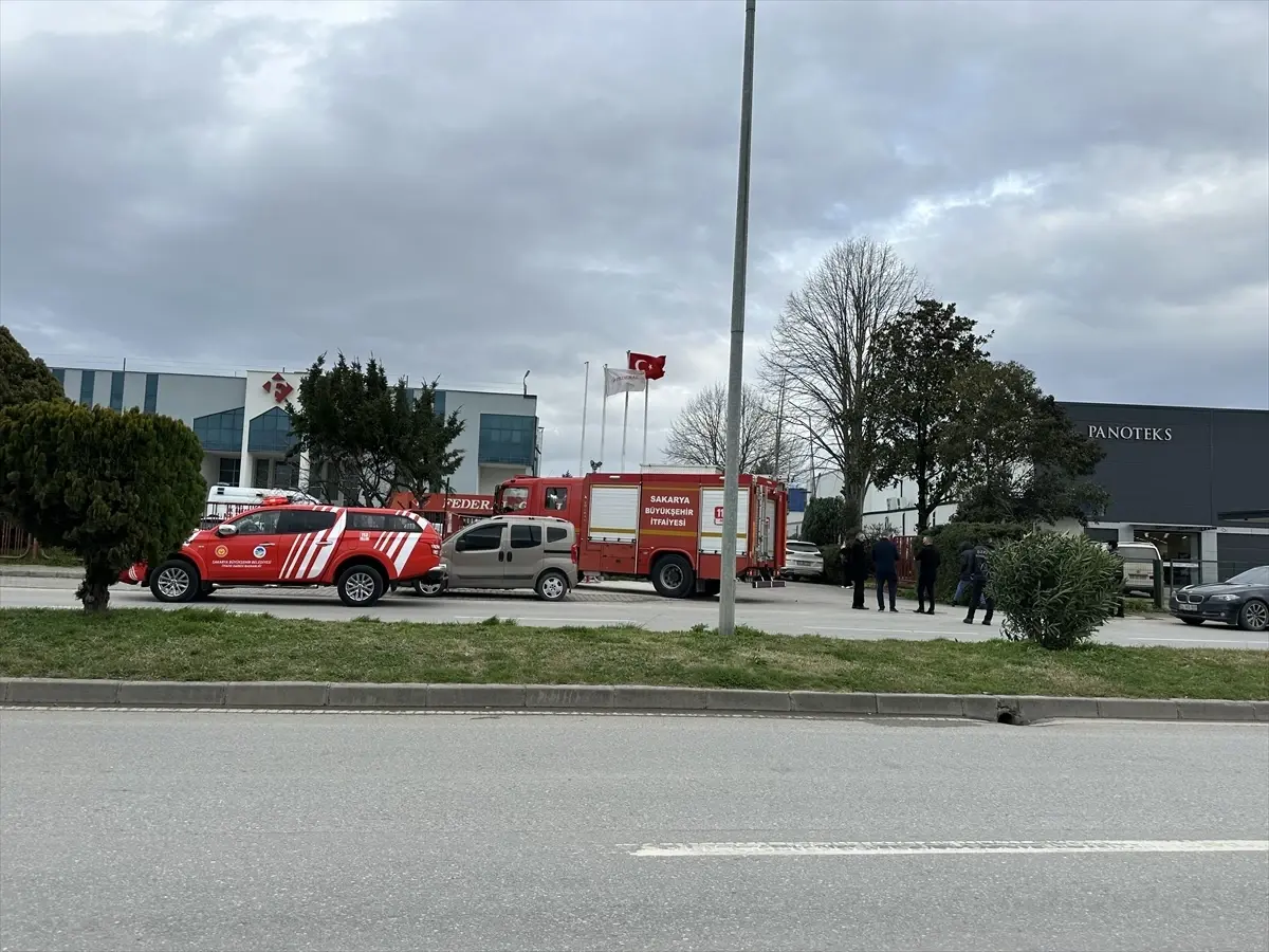 Sakarya'da kaynağı bilinmeyen koku ihbarına ilişkin inceleme başlatıldı