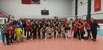 Sakarya Voleybol, Sultanlar Ligi'ne çıkmak için finali garantiledi