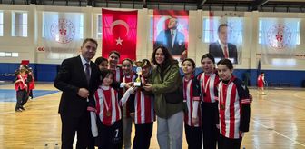 Salıpazarı'nda futsal turnuvası düzenlendi